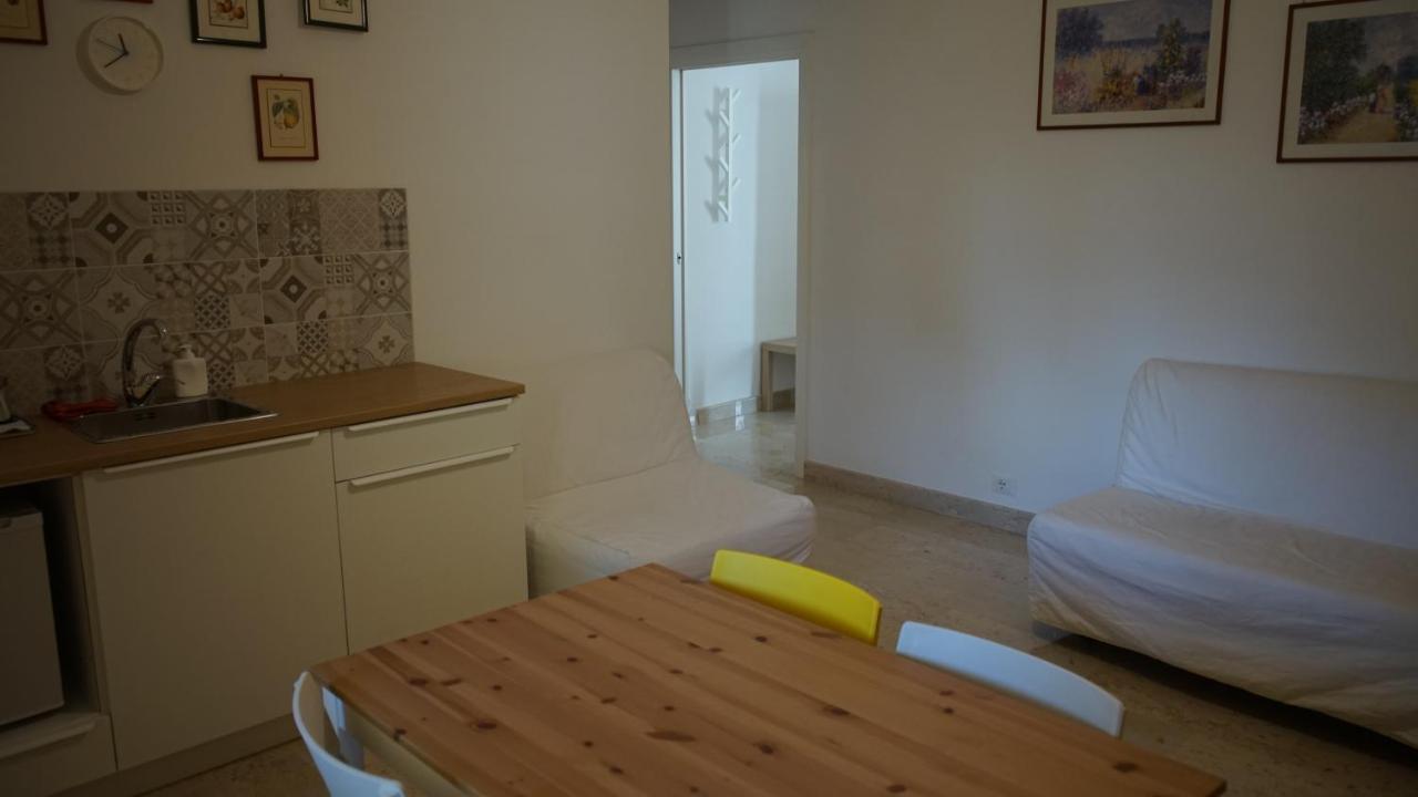 B&B Piazza Garibaldi Santeramo in Colle Eksteriør billede