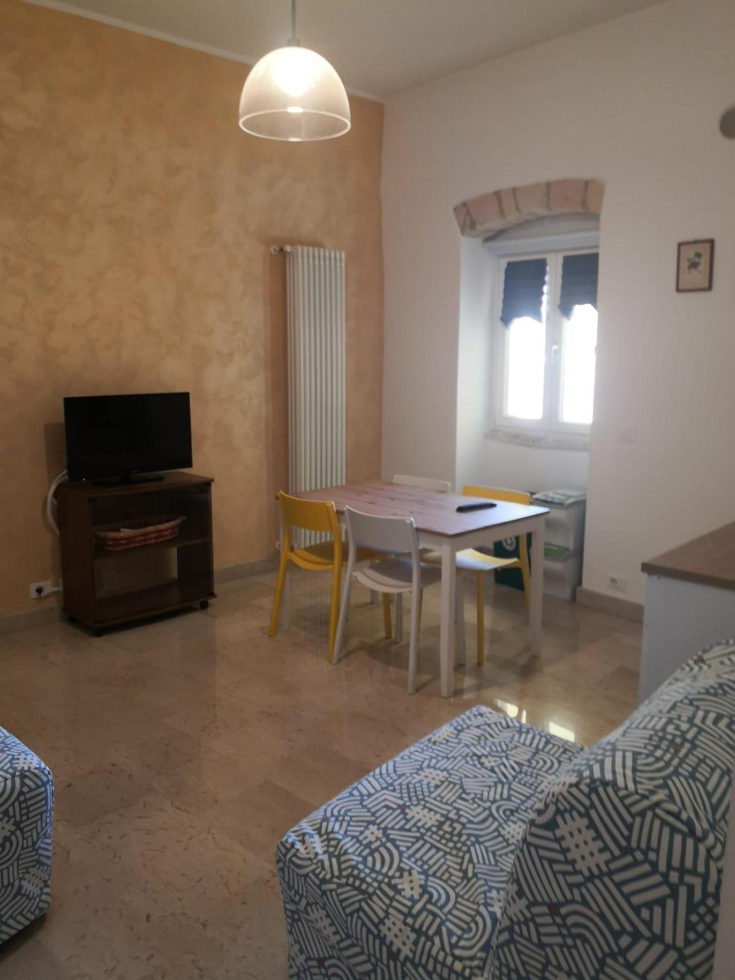 B&B Piazza Garibaldi Santeramo in Colle Eksteriør billede