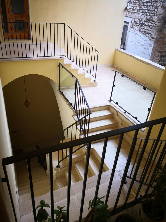B&B Piazza Garibaldi Santeramo in Colle Eksteriør billede
