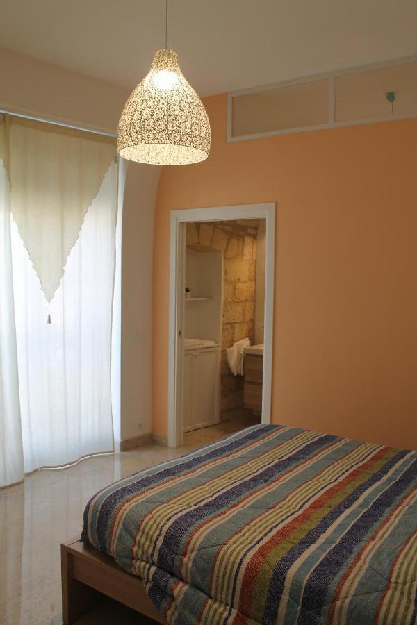 B&B Piazza Garibaldi Santeramo in Colle Eksteriør billede