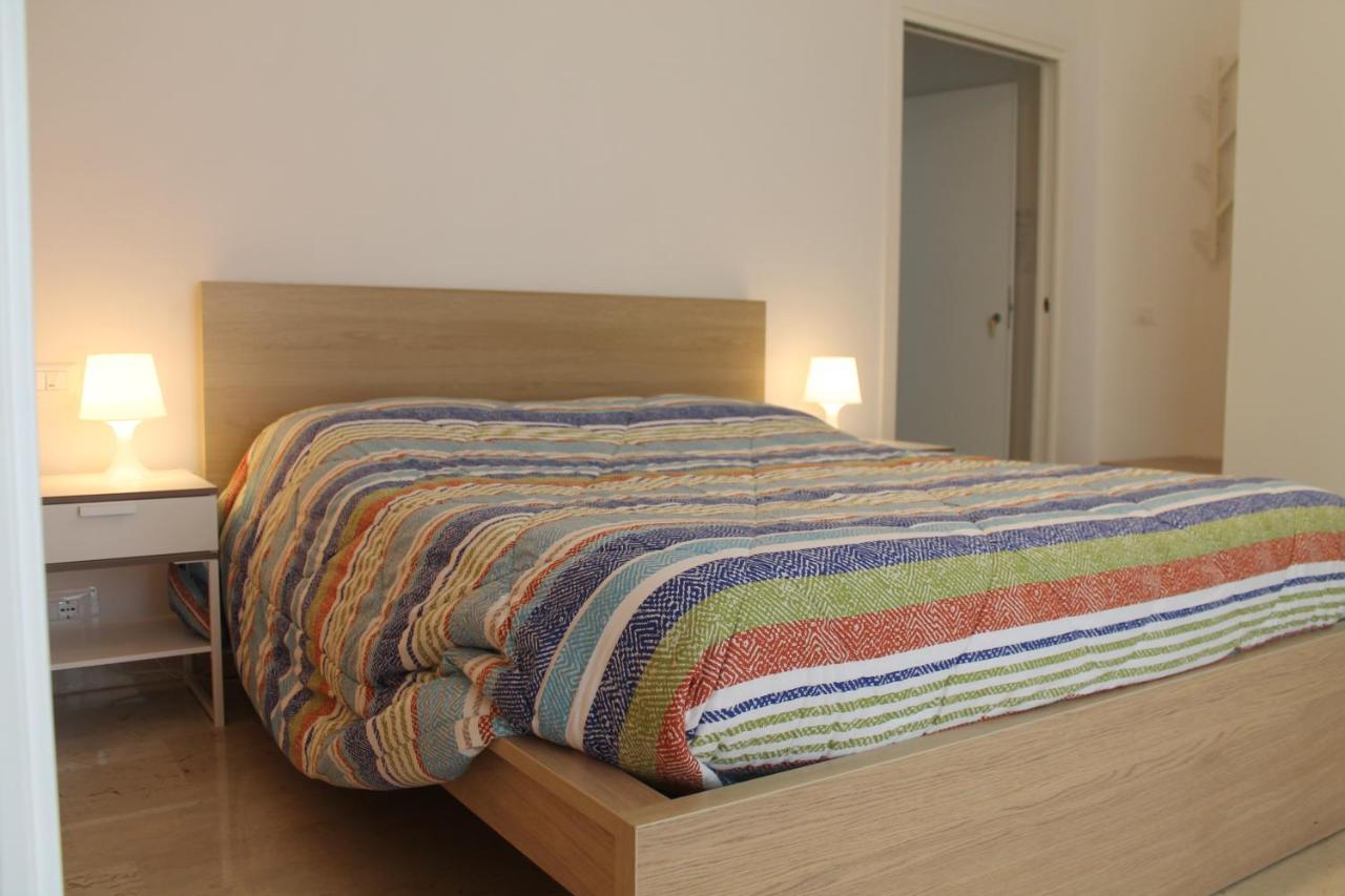 B&B Piazza Garibaldi Santeramo in Colle Eksteriør billede